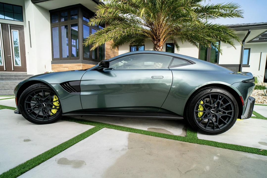 2020 Aston Martin V8 Vantage (2019+) - Image 19 of 31