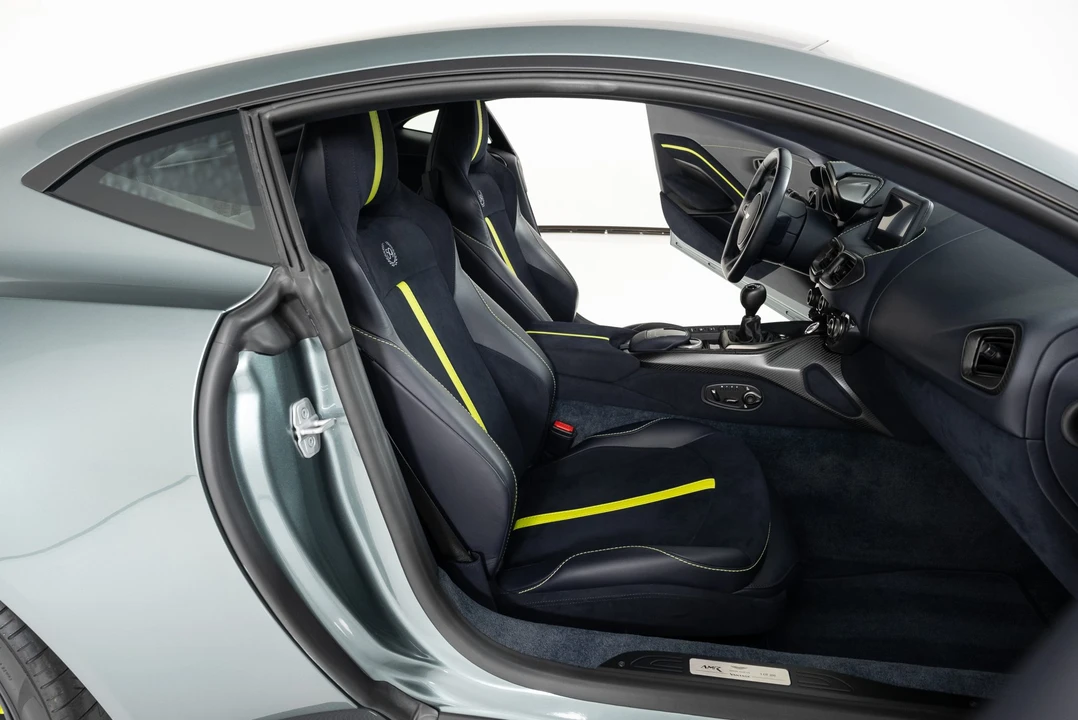 2020 Aston Martin V8 Vantage (2019+) - Image 26 of 31