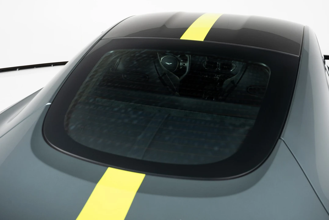 2020 Aston Martin V8 Vantage (2019+) - Image 17 of 31