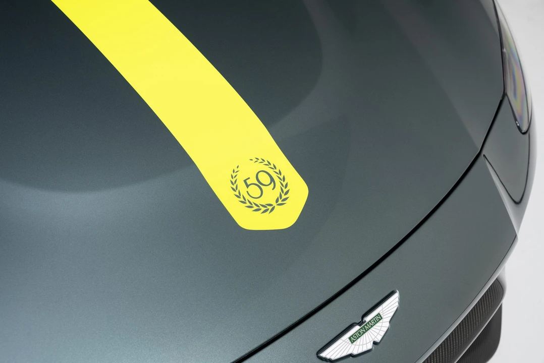 2020 Aston Martin V8 Vantage (2019+) - Image 10 of 31