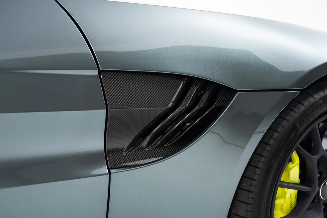 2020 Aston Martin V8 Vantage (2019+) - Image 14 of 31