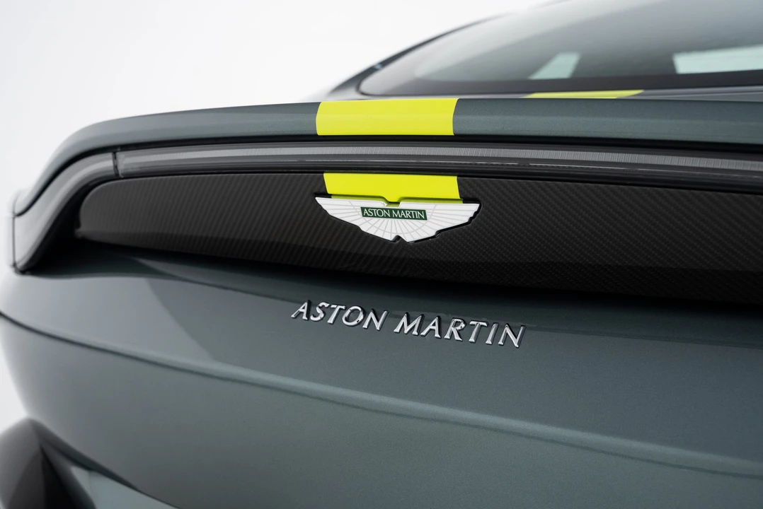 2020 Aston Martin V8 Vantage (2019+) - Image 12 of 31