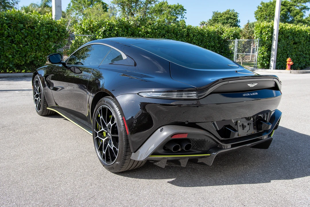 2020 Aston Martin V8 Vantage (2019+) - Image 4 of 31