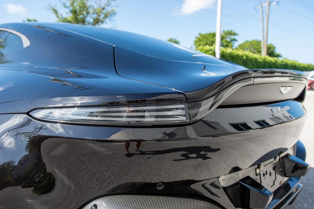 2020 Aston Martin V8 Vantage (2019+) - Image 23 of 31