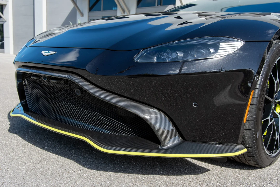 2020 Aston Martin V8 Vantage (2019+) - Image 13 of 31