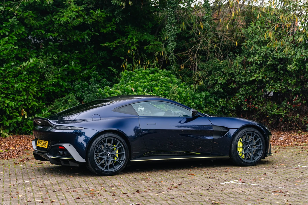 2020 Aston Martin V8 Vantage (2019+) - Image 5 of 31