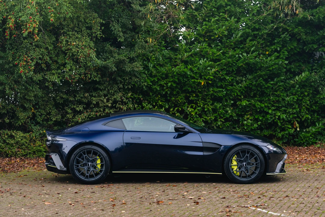 2020 Aston Martin V8 Vantage (2019+) - Image 13 of 31