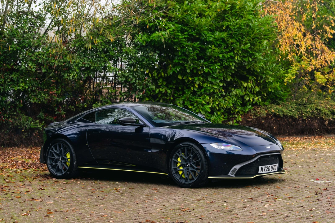 2020 Aston Martin V8 Vantage (2019+) - Image 4 of 31