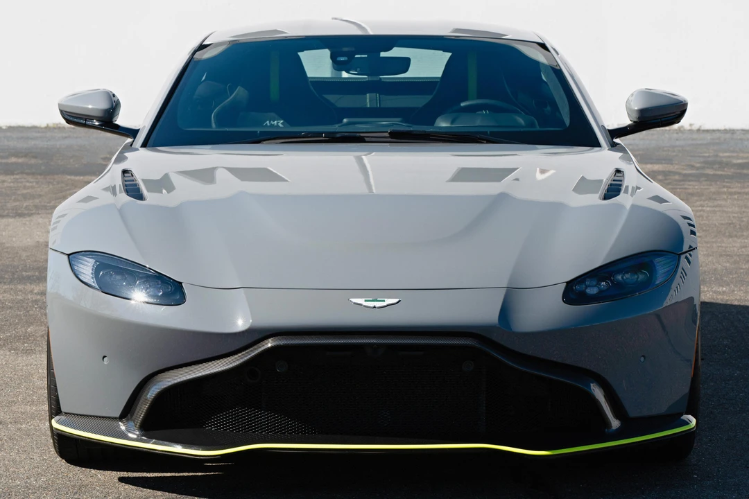 2020 Aston Martin V8 Vantage (2019+) - Image 2 of 31