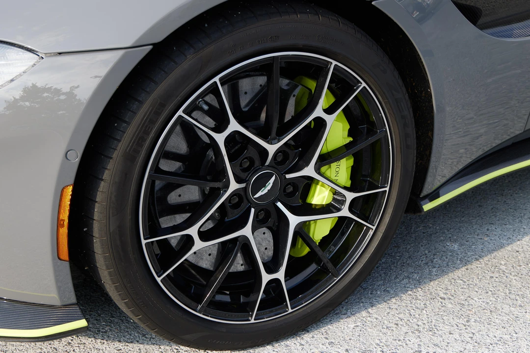 2020 Aston Martin V8 Vantage (2019+) - Image 31 of 31