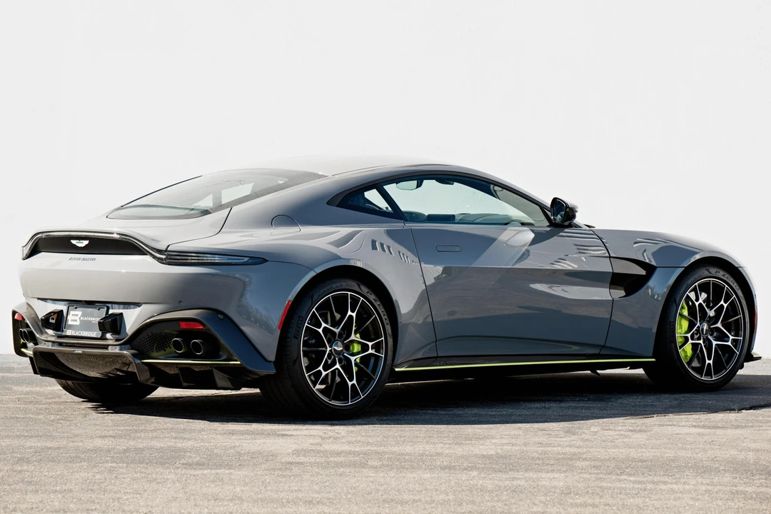 2020 Aston Martin V8 Vantage (2019+) - Image 4 of 31