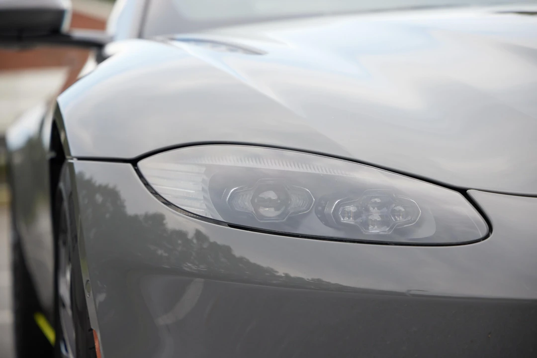 2020 Aston Martin V8 Vantage (2019+) - Image 9 of 31