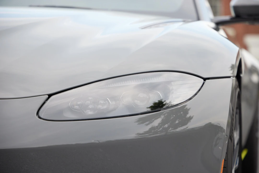2020 Aston Martin V8 Vantage (2019+) - Image 14 of 31