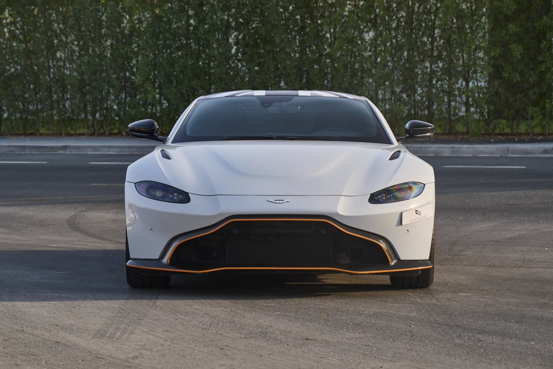 2020 Aston Martin V8 Vantage (2019+) - Image 2 of 31