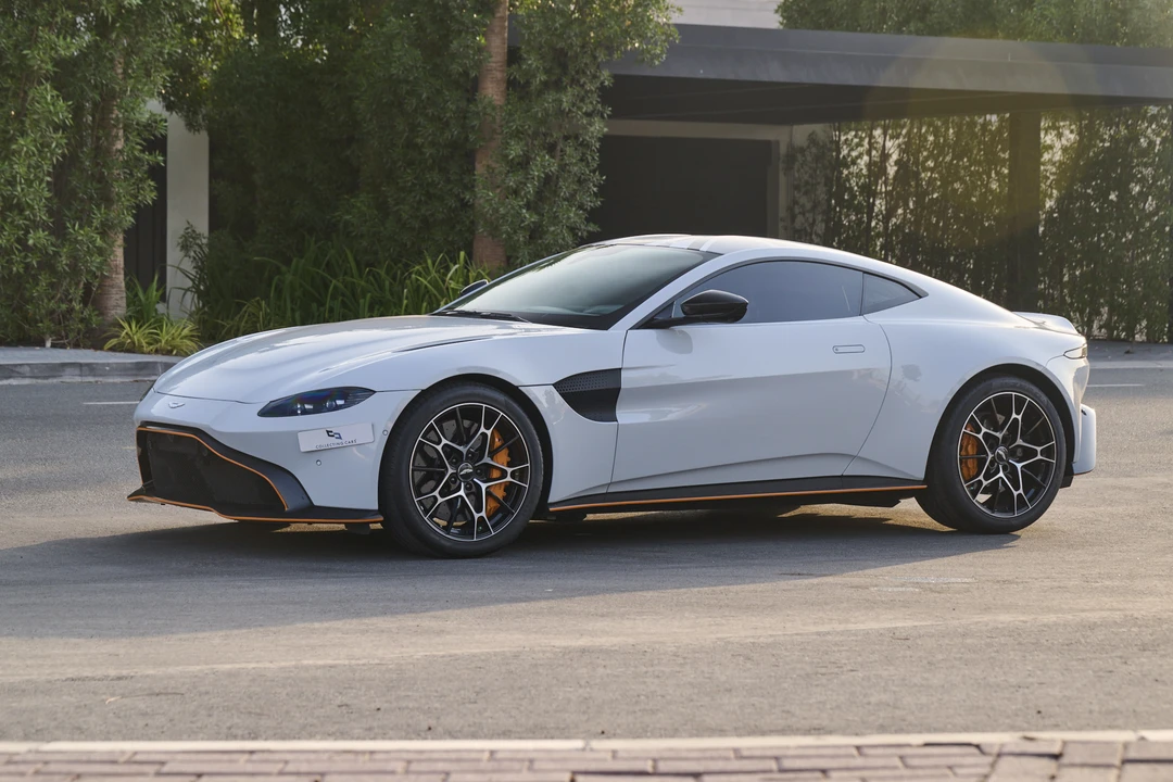 2020 Aston Martin V8 Vantage (2019+) - Image 17 of 31