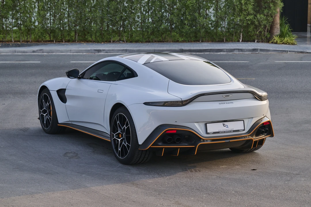 2020 Aston Martin V8 Vantage (2019+) - Image 13 of 31
