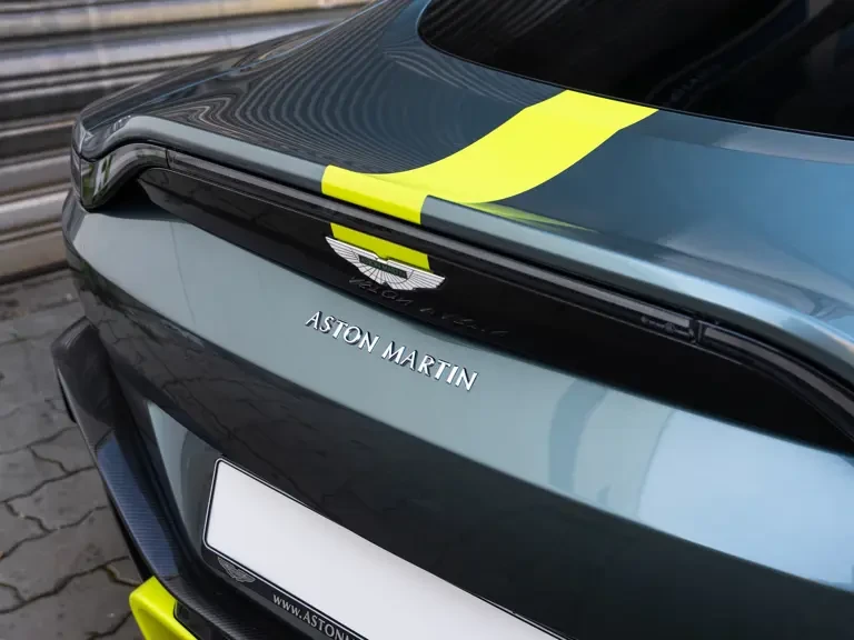 2020 Aston Martin V8 Vantage (2019+) - Image 30 of 31
