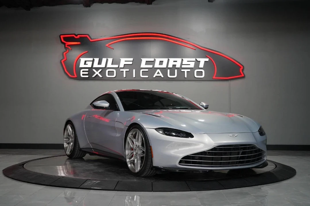 2020 Aston Martin V8 Vantage (2019+) - Image 11 of 12