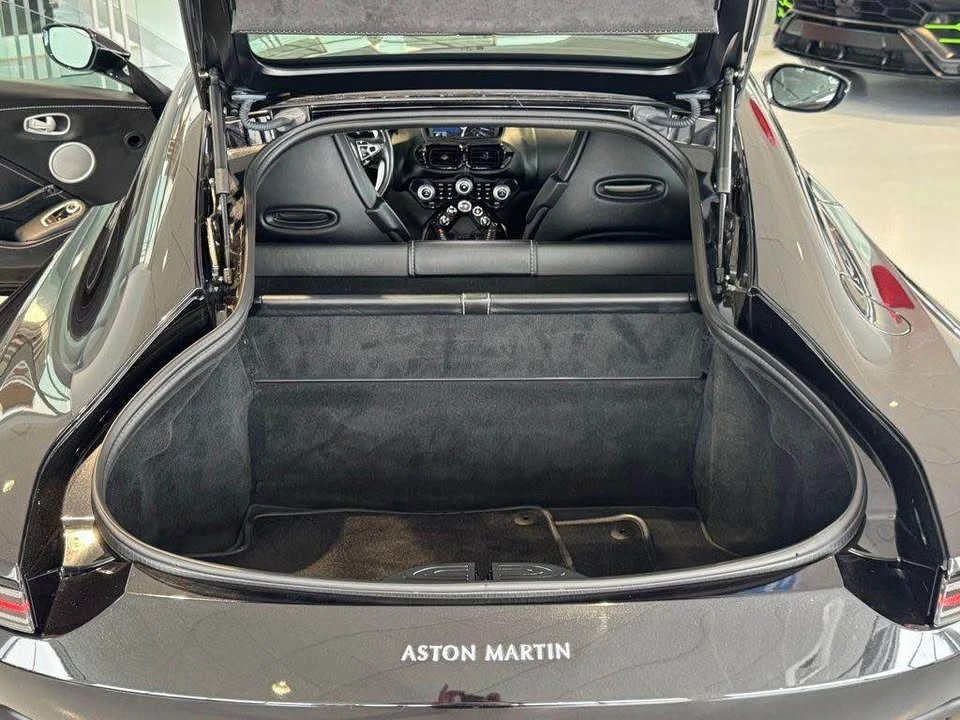 2020 Aston Martin V8 Vantage (2019+) - Image 14 of 18