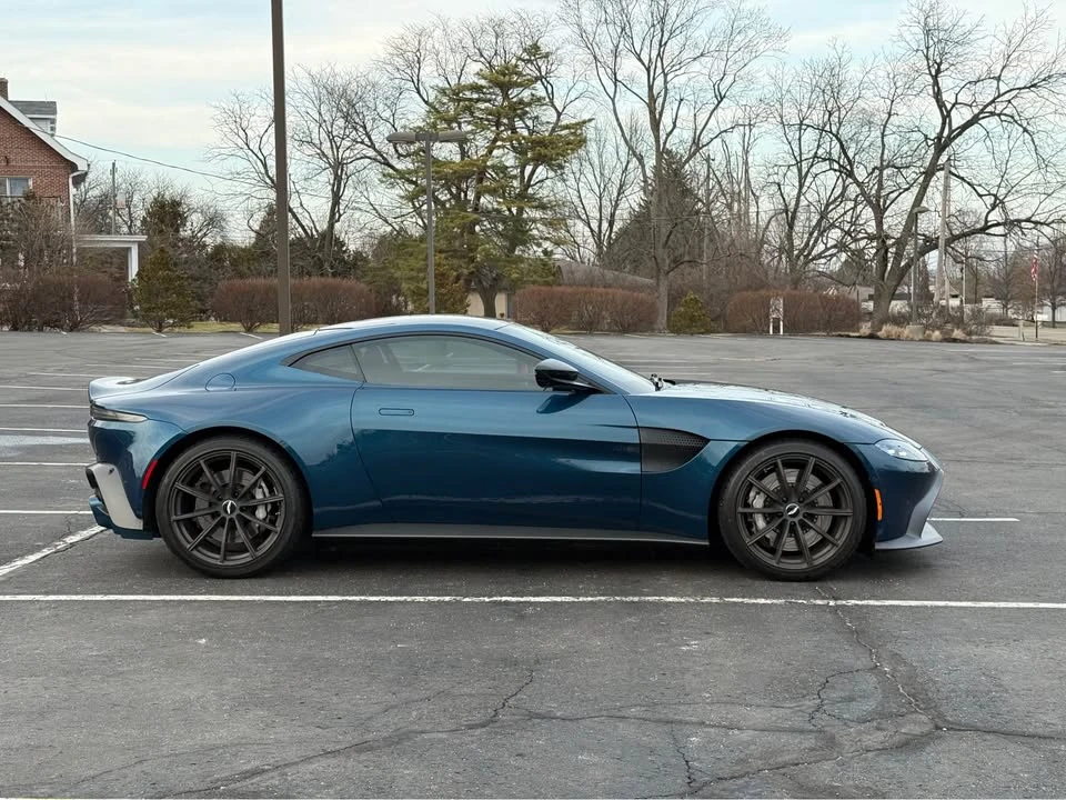 2020 Aston Martin V8 Vantage (2019+) - Image 2 of 11