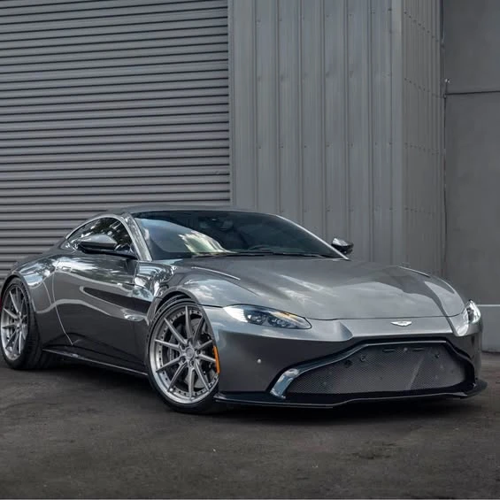 2020 Aston Martin V8 Vantage (2019+) - Image 1 of 1