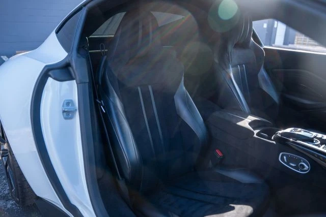 2020 Aston Martin V8 Vantage (2019+) - Image 14 of 18