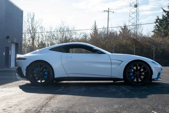 2020 Aston Martin V8 Vantage (2019+) - Image 9 of 18
