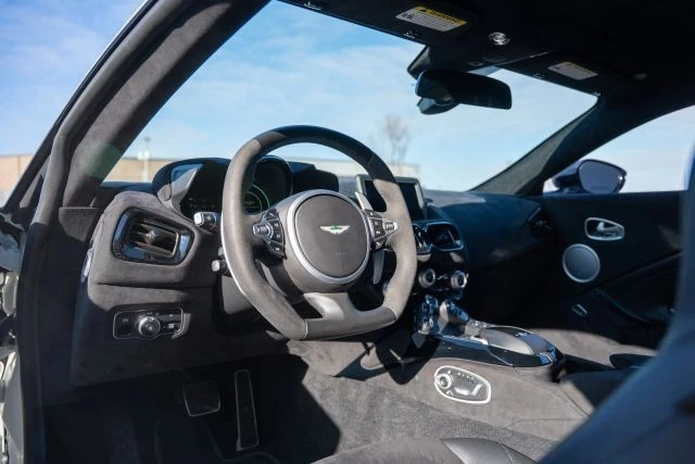 2020 Aston Martin V8 Vantage (2019+) - Image 2 of 18