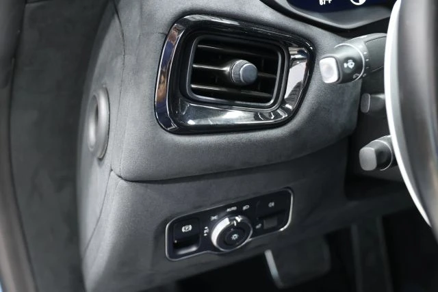 2020 Aston Martin V8 Vantage (2019+) - Image 21 of 31