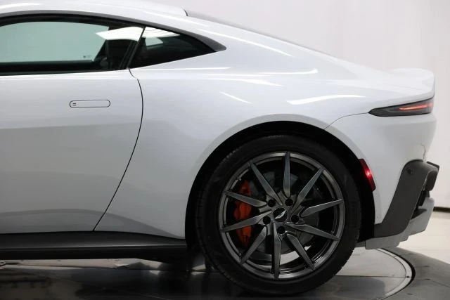 2020 Aston Martin V8 Vantage (2019+) - Image 9 of 12
