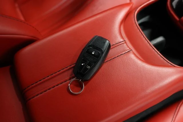 2020 Aston Martin V8 Vantage (2019+) - Image 5 of 12