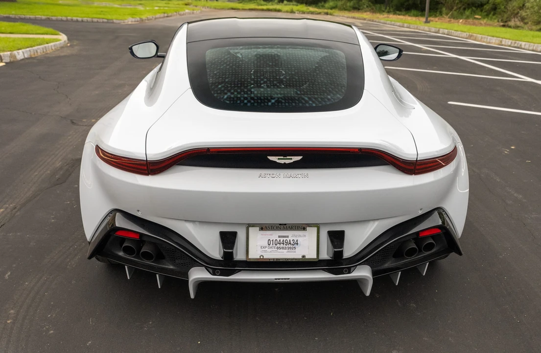 2020 Aston Martin V8 Vantage (2019+) - Image 18 of 31
