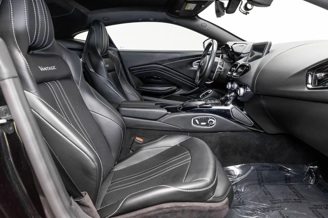 2020 Aston Martin V8 Vantage (2019+) - Image 12 of 31