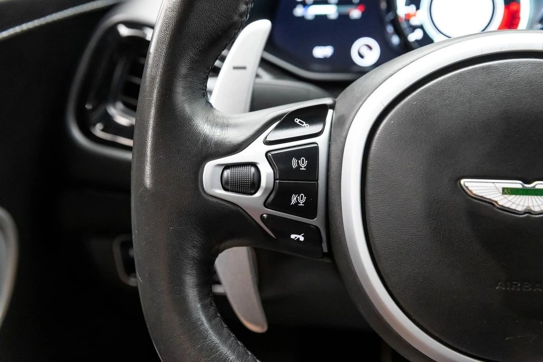2020 Aston Martin V8 Vantage (2019+) - Image 24 of 31