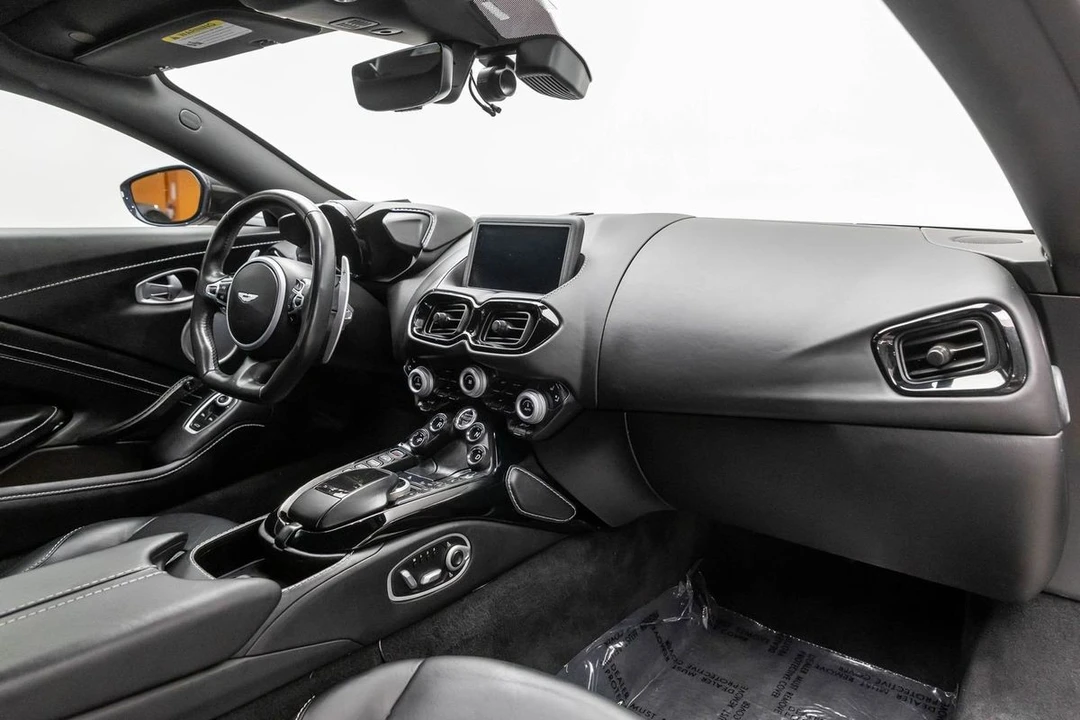 2020 Aston Martin V8 Vantage (2019+) - Image 20 of 31