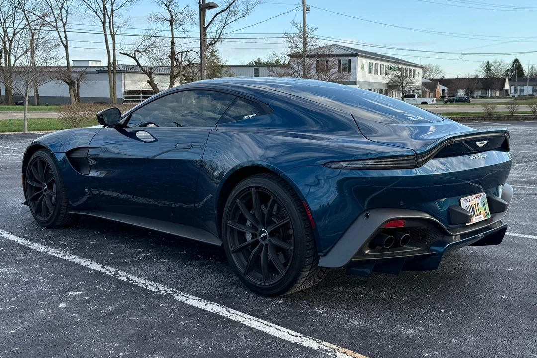 2020 Aston Martin V8 Vantage (2019+) - Image 4 of 31