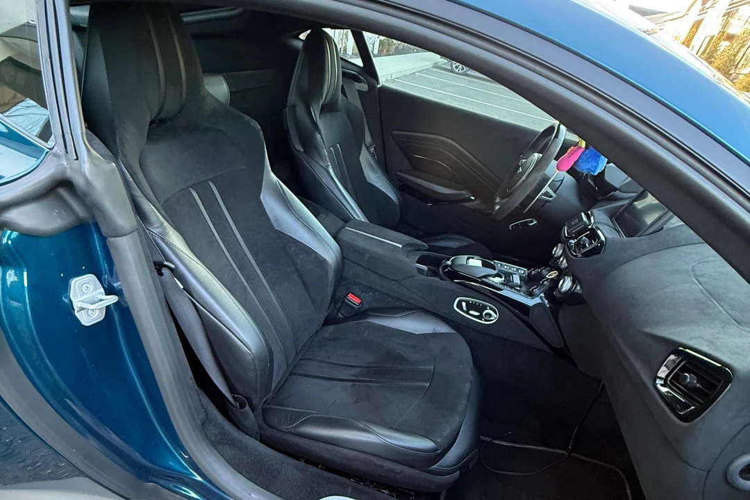 2020 Aston Martin V8 Vantage (2019+) - Image 18 of 31