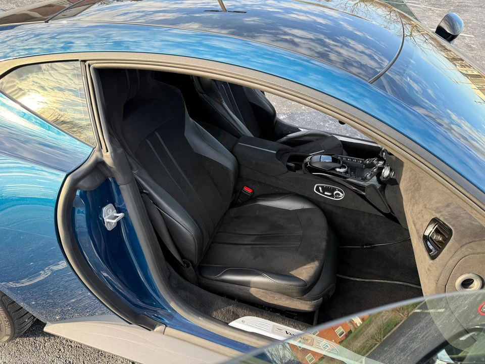 2020 Aston Martin V8 Vantage (2019+) - Image 23 of 31