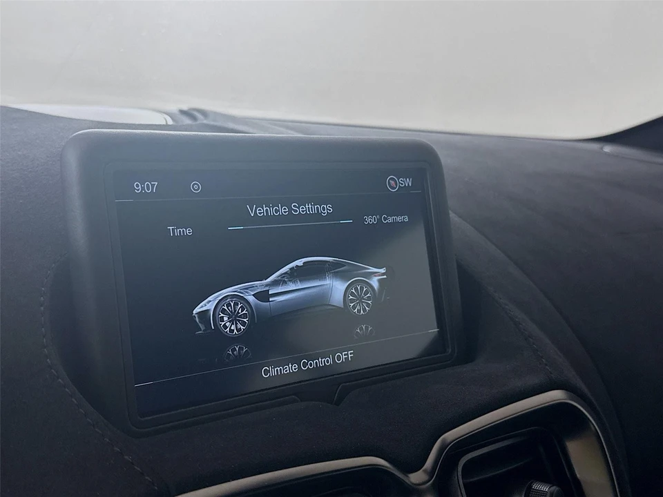 2020 Aston Martin V8 Vantage (2019+) - Image 8 of 31