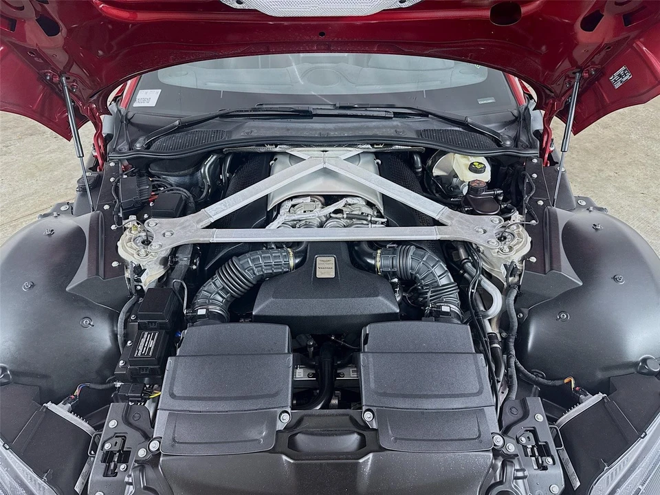 2020 Aston Martin V8 Vantage (2019+) - Image 19 of 31