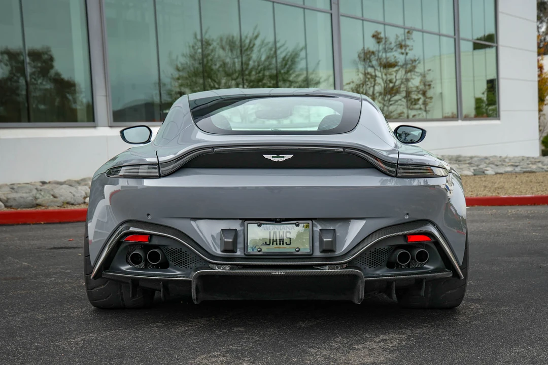 2020 Aston Martin V8 Vantage (2019+) - Image 12 of 31