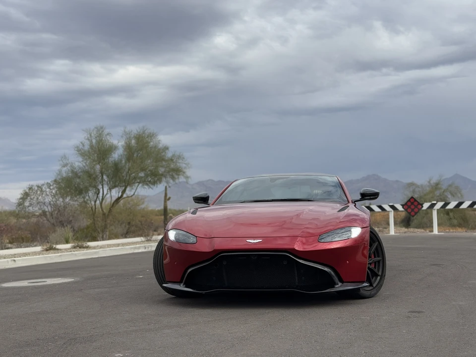 2020 Aston Martin V8 Vantage (2019+) - Image 4 of 31