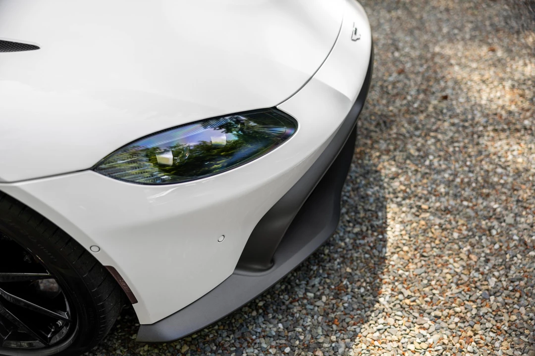 2020 Aston Martin V8 Vantage (2019+) - Image 30 of 31
