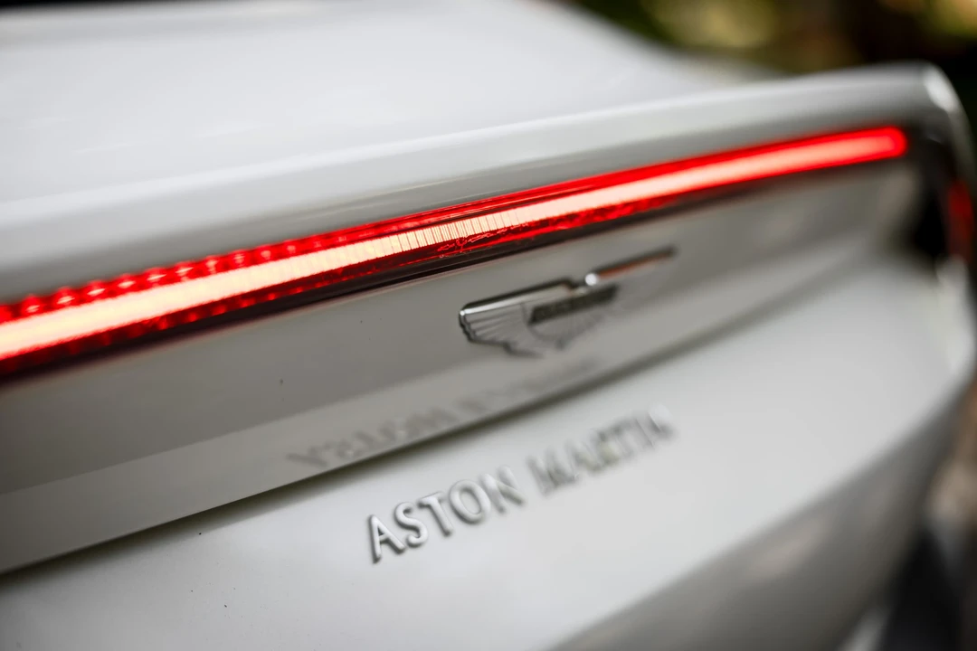 2020 Aston Martin V8 Vantage (2019+) - Image 25 of 31