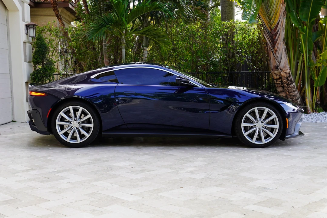 2020 Aston Martin V8 Vantage (2019+) - Image 5 of 31
