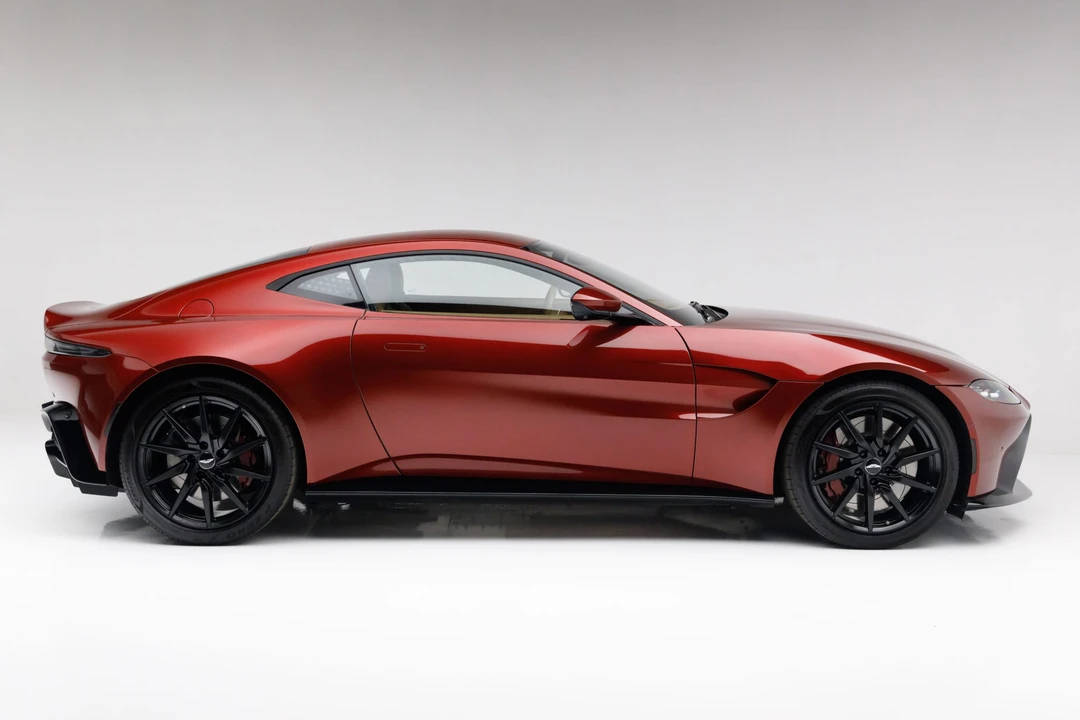 2020 Aston Martin V8 Vantage (2019+) - Image 11 of 31