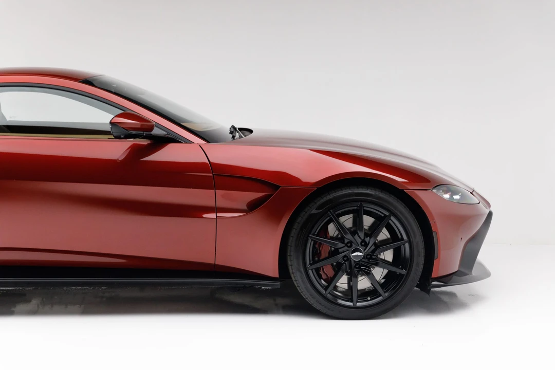 2020 Aston Martin V8 Vantage (2019+) - Image 27 of 31