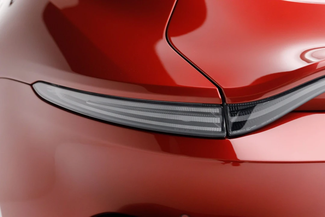 2020 Aston Martin V8 Vantage (2019+) - Image 30 of 31