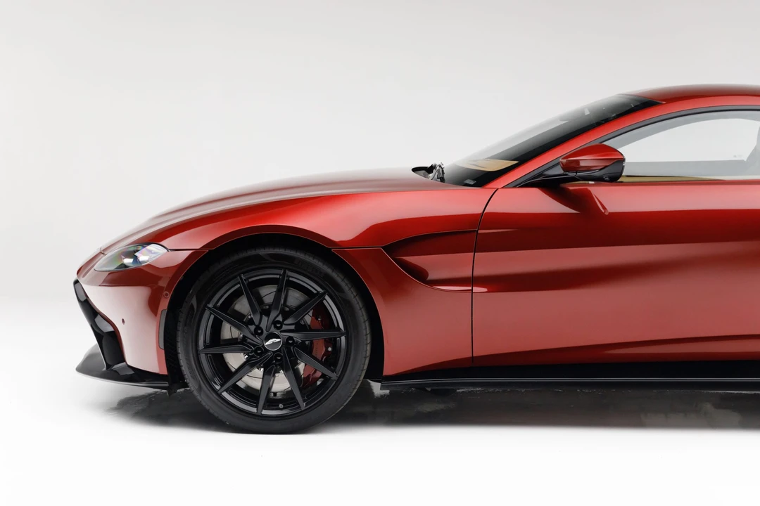 2020 Aston Martin V8 Vantage (2019+) - Image 13 of 31
