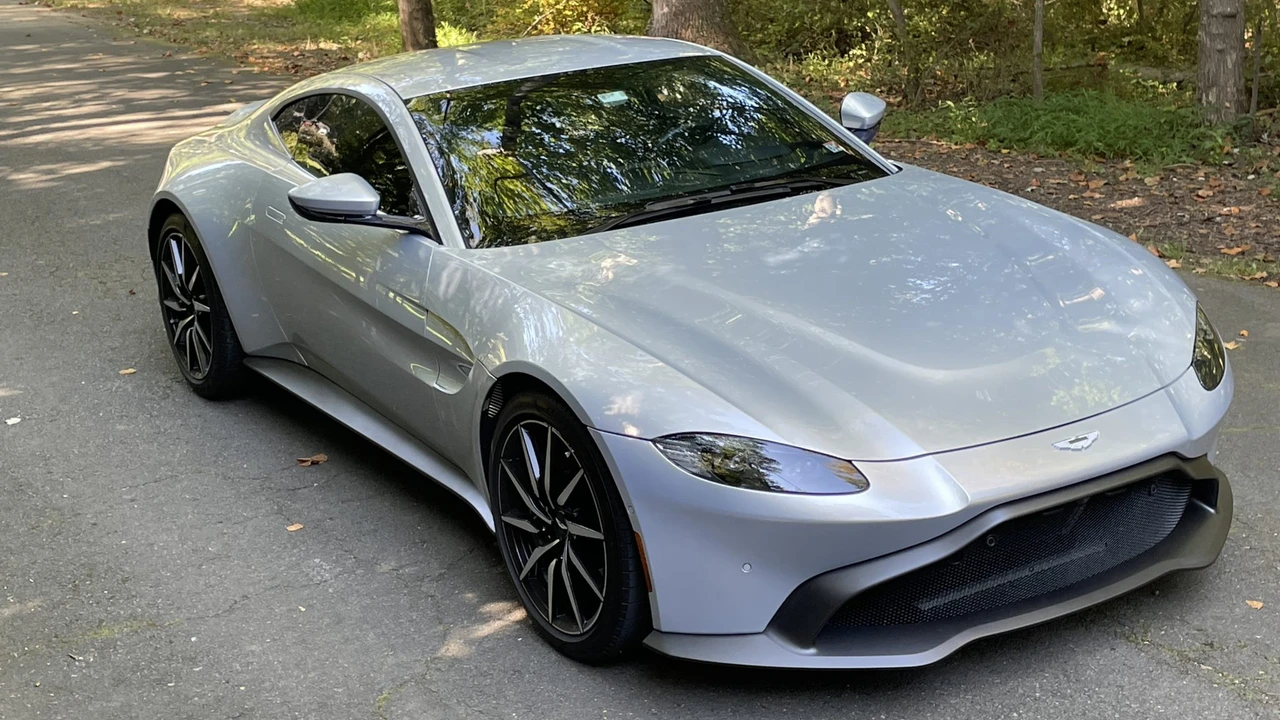 2020 Aston Martin V8 Vantage (2019+) - Image 6 of 31